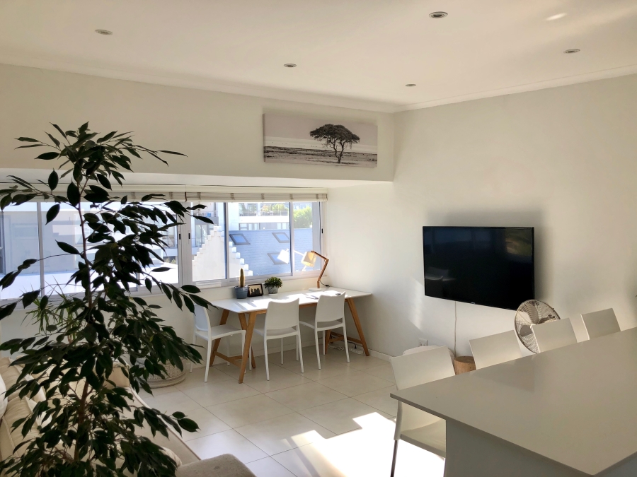 1 Bedroom Property for Sale in Green Point Western Cape